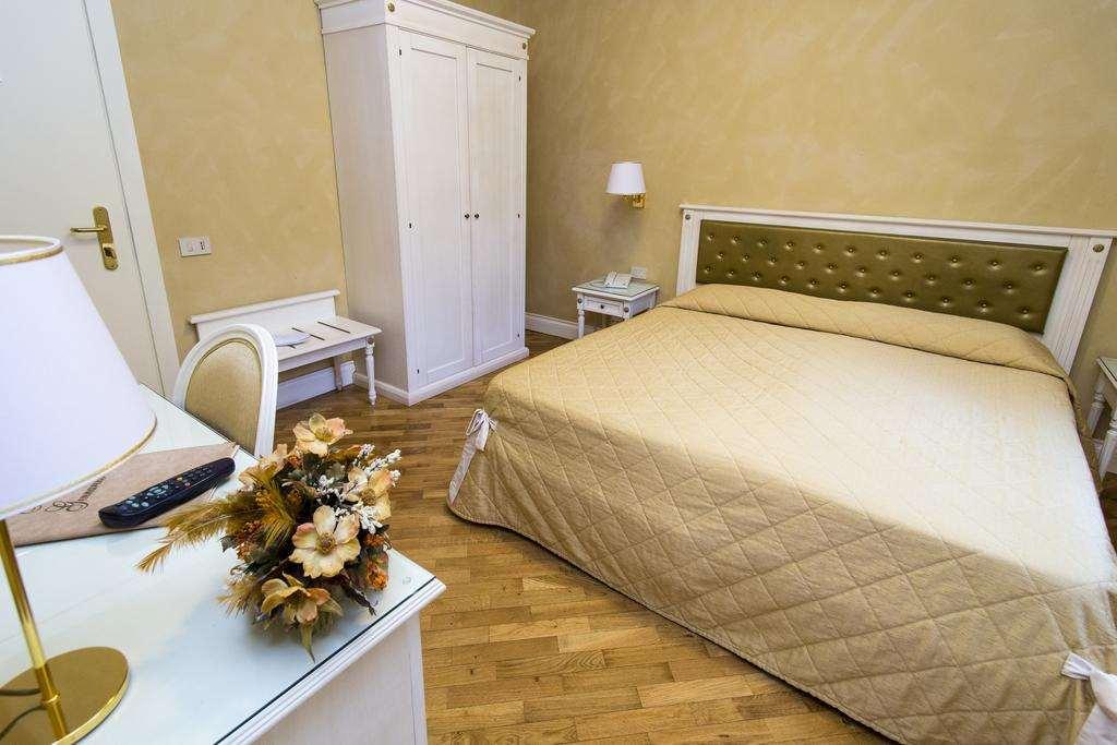 Hotel Gennarino Livorno Quarto foto